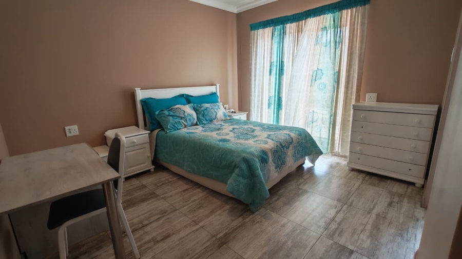 6 Bedroom Property for Sale in Cashan North West